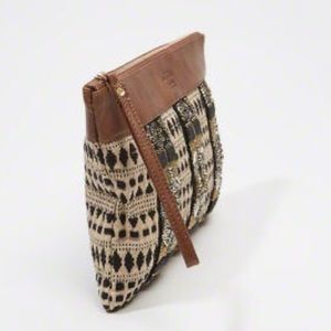 Nwt abercrombie & Fitch beaded clutch